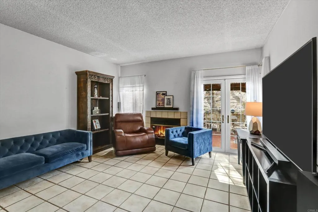 https://cdn.realtyfeed.com/cdn/127/307073651/037f15845b1d552201de4d054be97432.webp