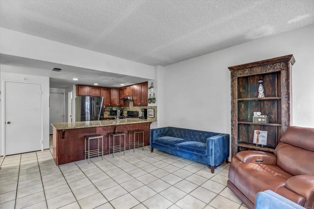 https://cdn.realtyfeed.com/cdn/127/307073651/c9f3de56ef6a17a43c475a9a5ca5351f.webp