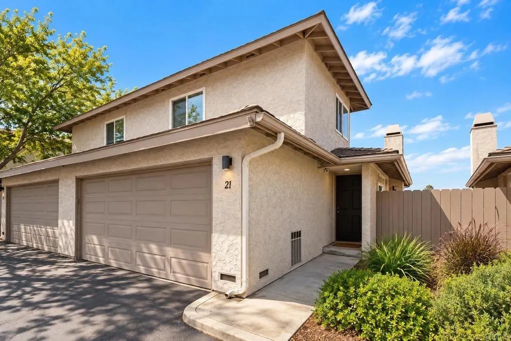 https://cdn.realtyfeed.com/cdn/127/307073733/d318ea3e0be29c5f9c15d9f3960426d1.webp