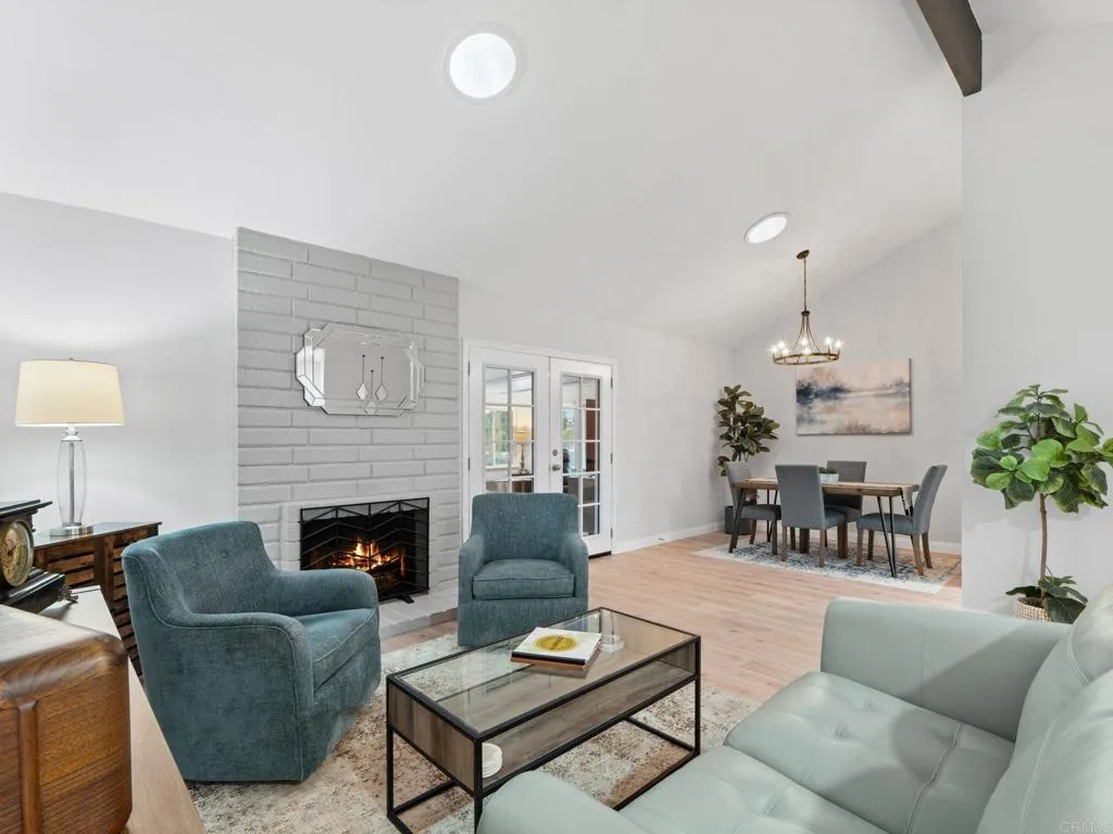 https://cdn.realtyfeed.com/cdn/127/307073757/2f338c0d090f20401cc35c6a1450f300.webp