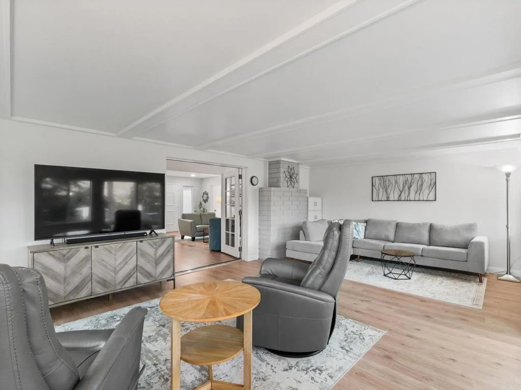 https://cdn.realtyfeed.com/cdn/127/307073757/4660222ce4a224598e1cadcd8a77959e.webp