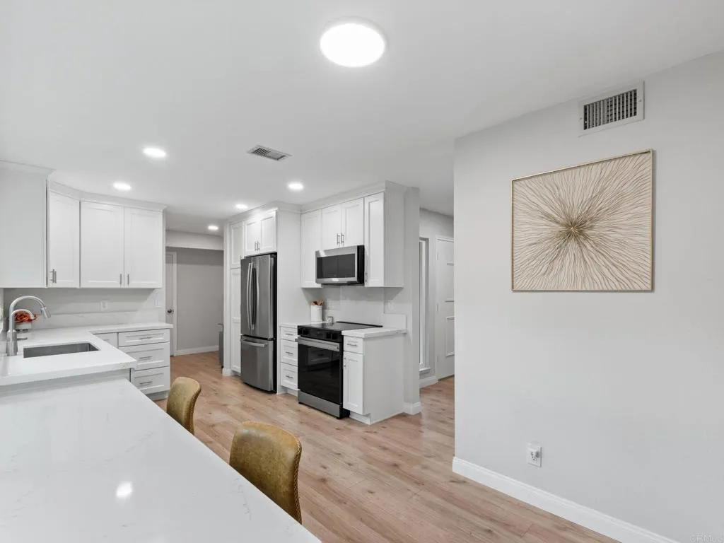 https://cdn.realtyfeed.com/cdn/127/307073757/dd89c01e64d08789b17aa7e1b796f61b.webp