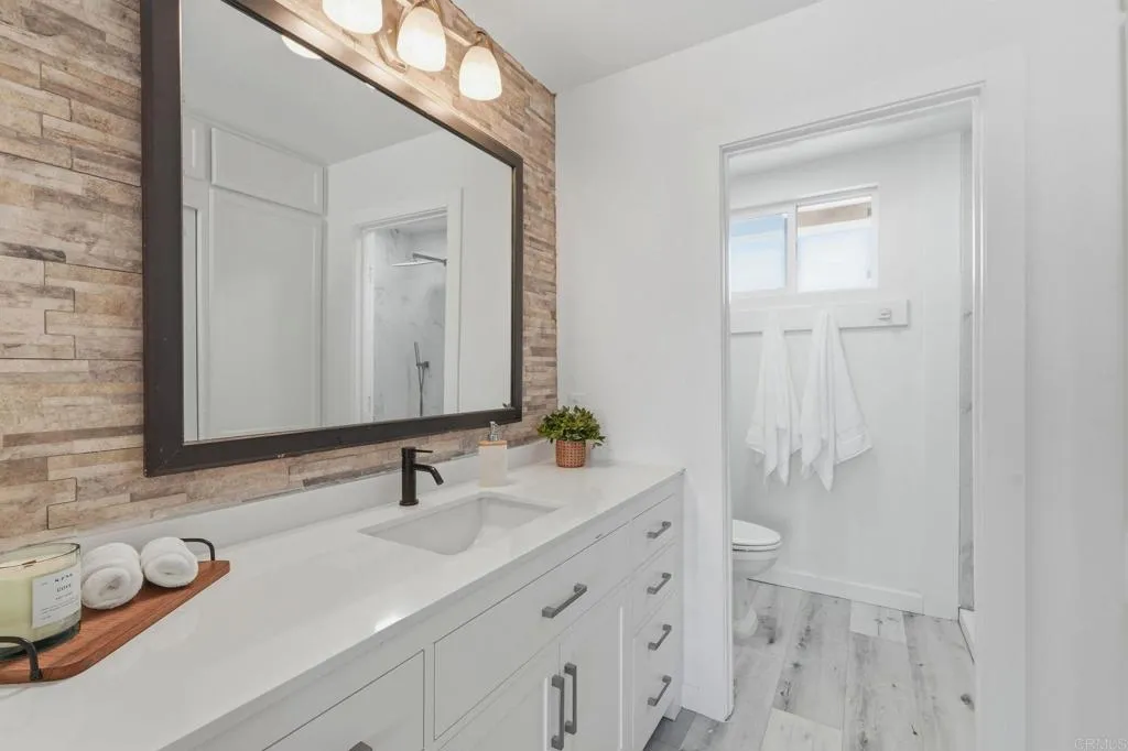 https://cdn.realtyfeed.com/cdn/127/307073766/bda4a0f7b87321c69a25033640be161b.webp