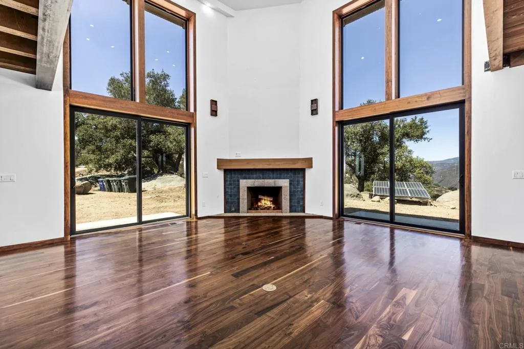 https://cdn.realtyfeed.com/cdn/127/307073811/3ddbc0e6878c95ebcb40a48fa2a9d1d5.webp