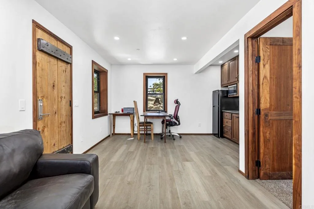 https://cdn.realtyfeed.com/cdn/127/307073811/45822e26f03939b64c6a0e4c3c35c861.webp