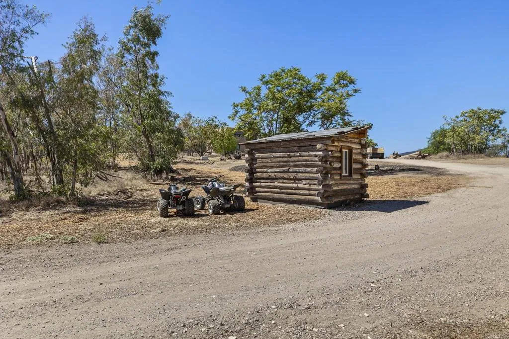 https://cdn.realtyfeed.com/cdn/127/307073811/5f5d533c47a22a016338a44f350a31e9.webp