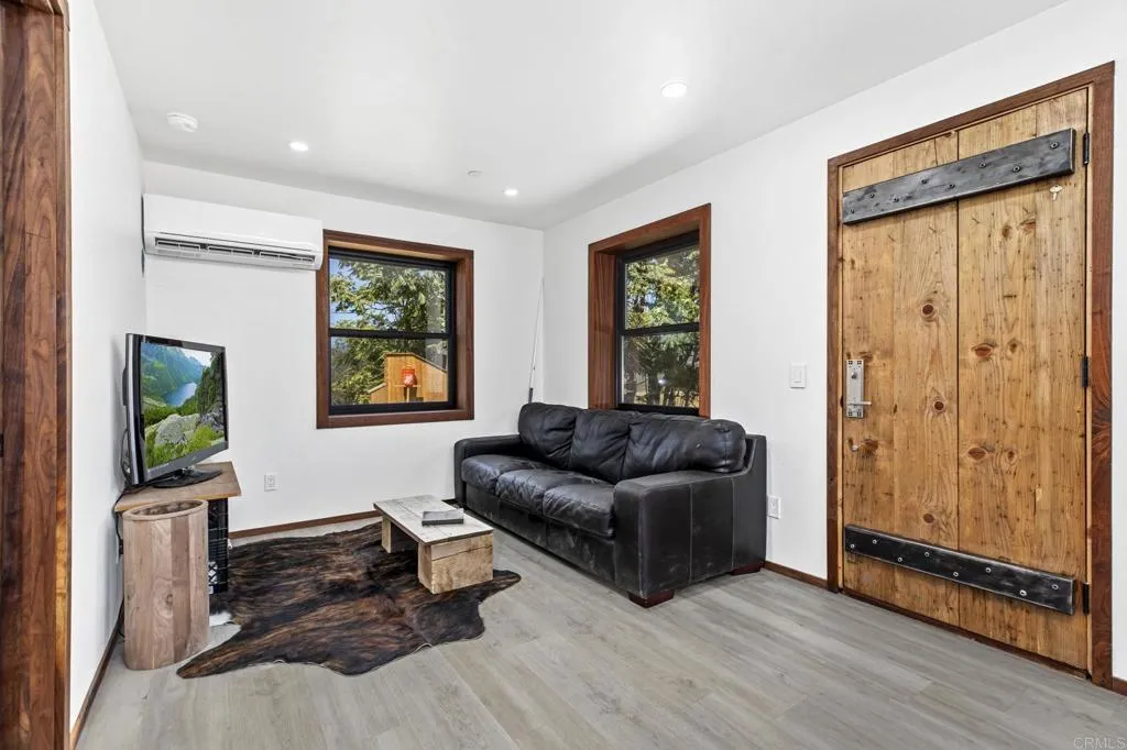 https://cdn.realtyfeed.com/cdn/127/307073811/851a44840626fb1dd5fc2e717d7e7287.webp