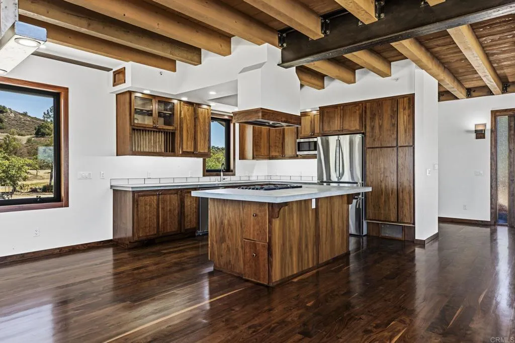 https://cdn.realtyfeed.com/cdn/127/307073811/867072e2023d6861d0824accef641994.webp