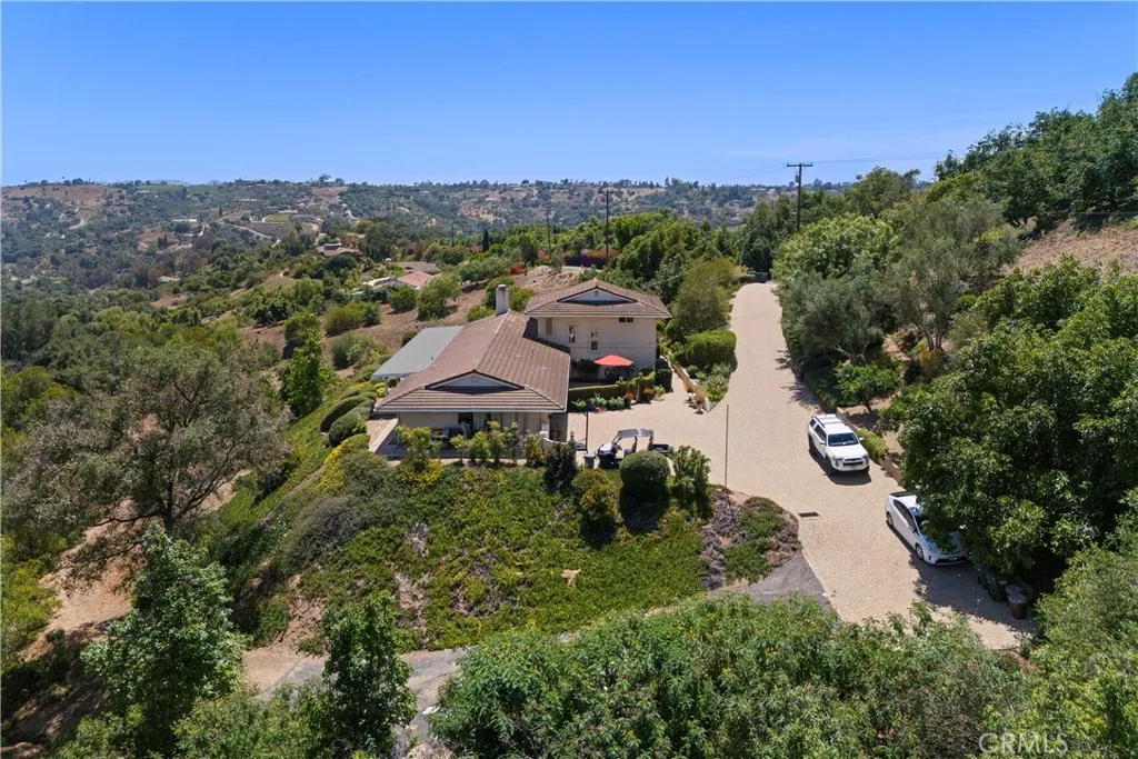 https://cdn.realtyfeed.com/cdn/127/307073873/815c6ad37b7e78f1ded75948a39e0692.webp