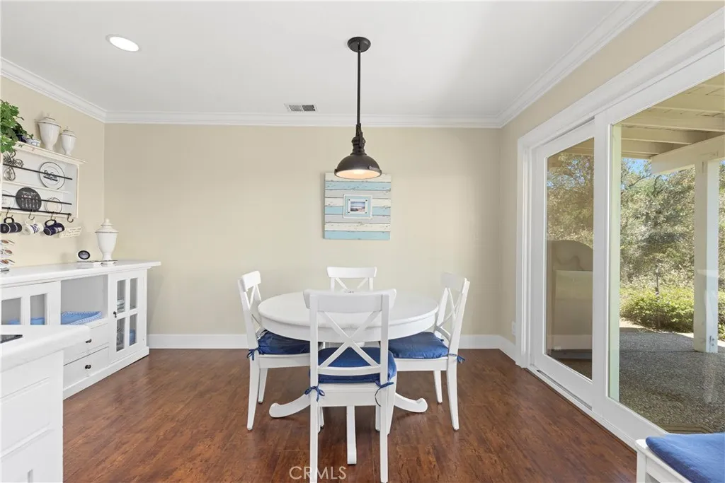 https://cdn.realtyfeed.com/cdn/127/307073873/82a8b50a7ab58bbcdfdf12e74e25130b.webp