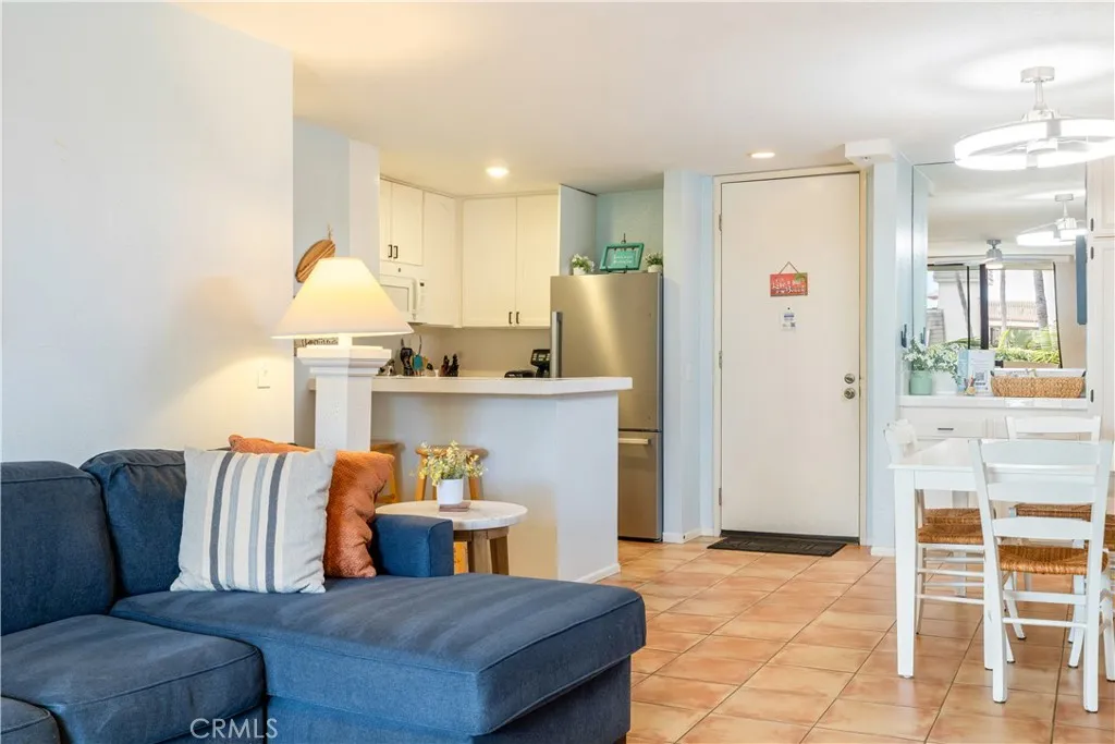 https://cdn.realtyfeed.com/cdn/127/307073874/00654927d0e5903bf2698f13938d7d4f.webp