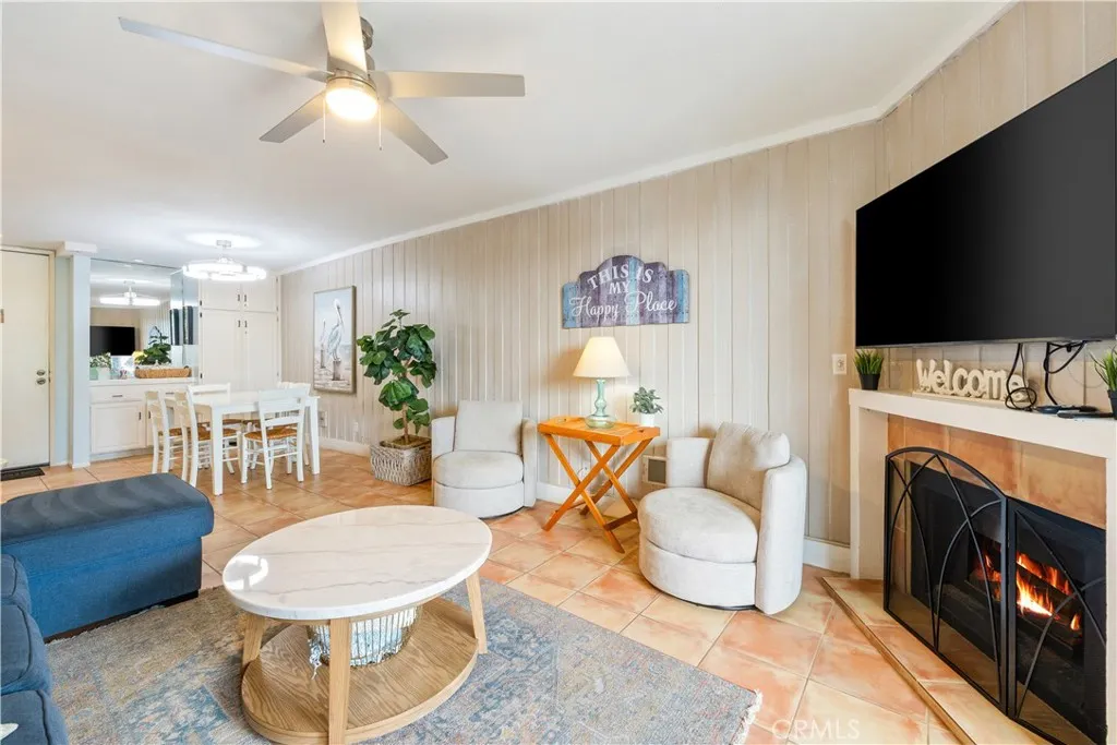 https://cdn.realtyfeed.com/cdn/127/307073874/2fbea1ad2997ae16731fd719696c67d1.webp