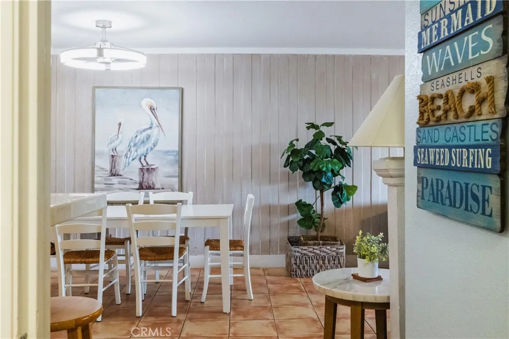 https://cdn.realtyfeed.com/cdn/127/307073874/f902a9c32275b54682c14fceb00e15d8.webp