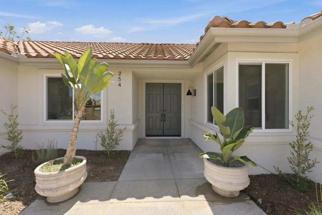 254 Ahmu, Vista, CA 92084 - Photo 5 of 52, Vista, CA