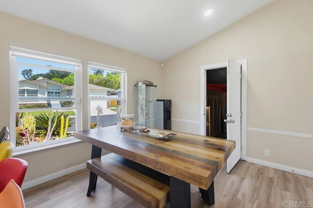https://cdn.realtyfeed.com/cdn/127/307073949/2574e343ab1694b1526afb91607269f8.webp