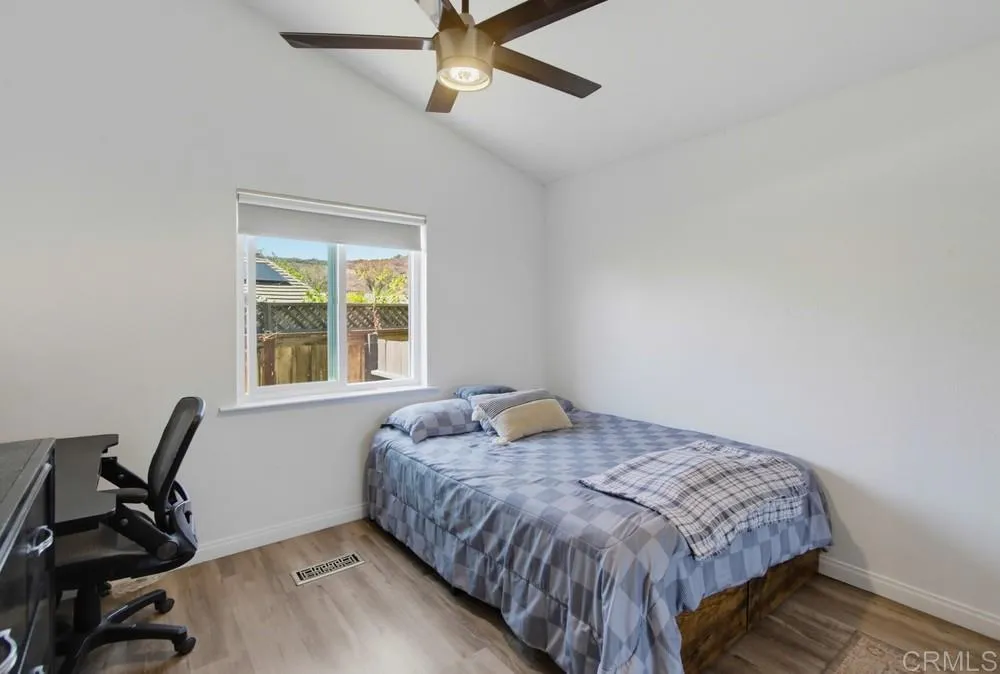 https://cdn.realtyfeed.com/cdn/127/307073949/fd9e81c147a043c08ba5156ffa564bb1.webp