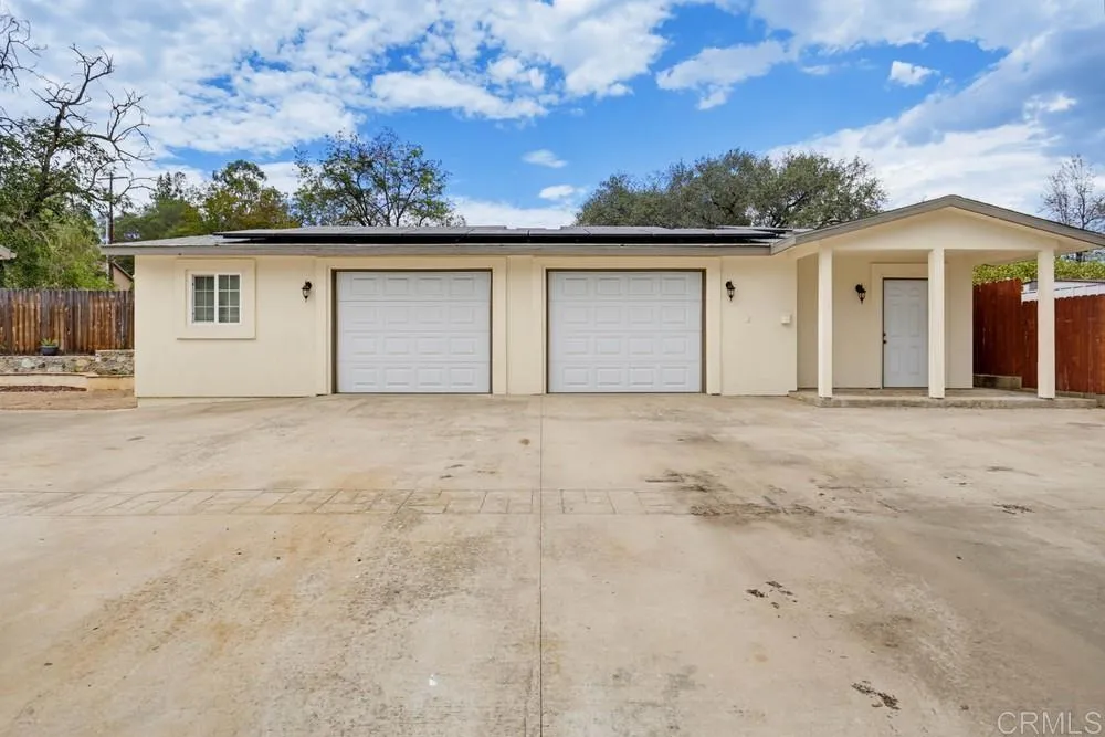 https://cdn.realtyfeed.com/cdn/127/307074003/1fd7ff09831bb9b7accdb1cb72263a4d.webp