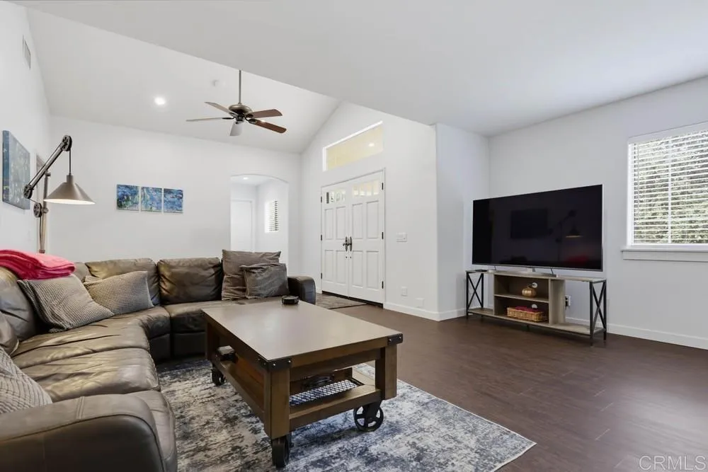 https://cdn.realtyfeed.com/cdn/127/307074003/81177320f07ca703a6865d70ad74e3ab.webp