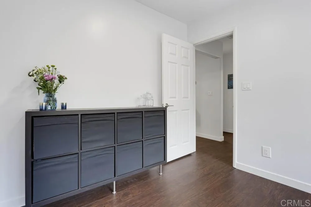 https://cdn.realtyfeed.com/cdn/127/307074003/d8b4f5498ef0d66f142d7a64447039fe.webp
