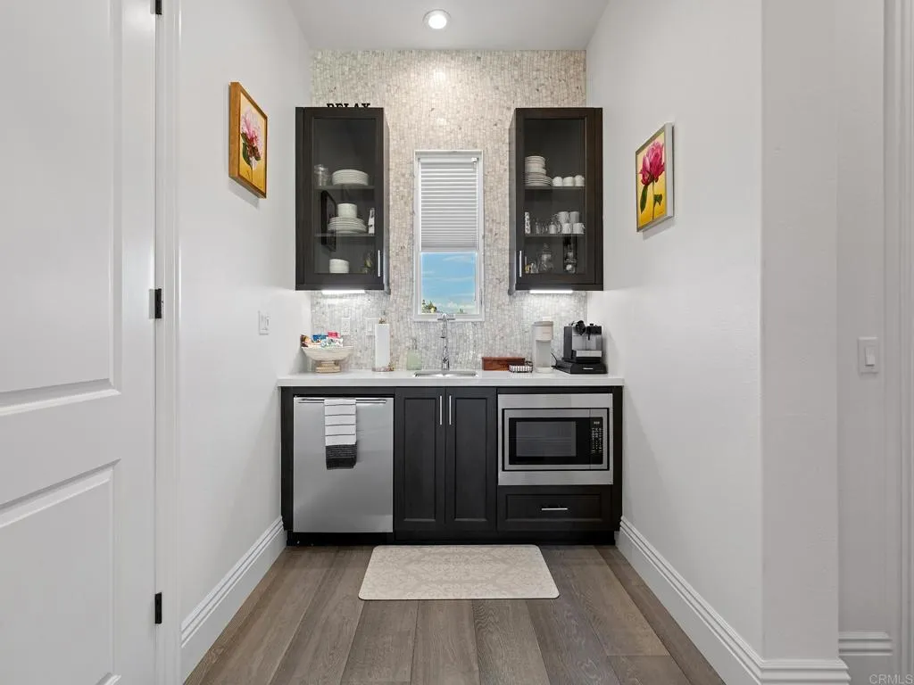 https://cdn.realtyfeed.com/cdn/127/307074035/056d80e67915c779d7173cece9b7e3f4.webp