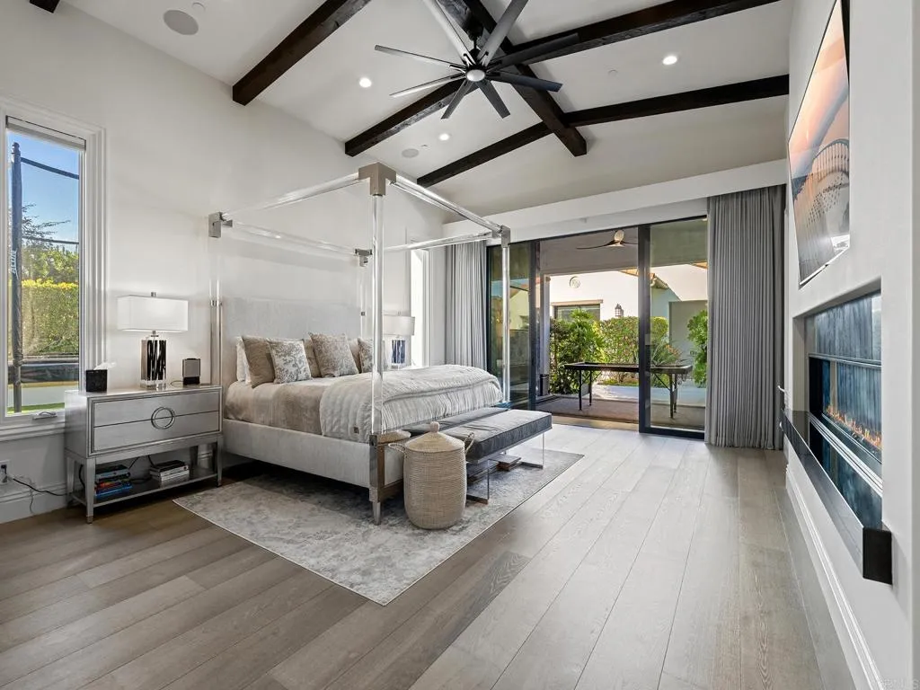 https://cdn.realtyfeed.com/cdn/127/307074035/0a99a801a232bf32d116149091442a4c.webp