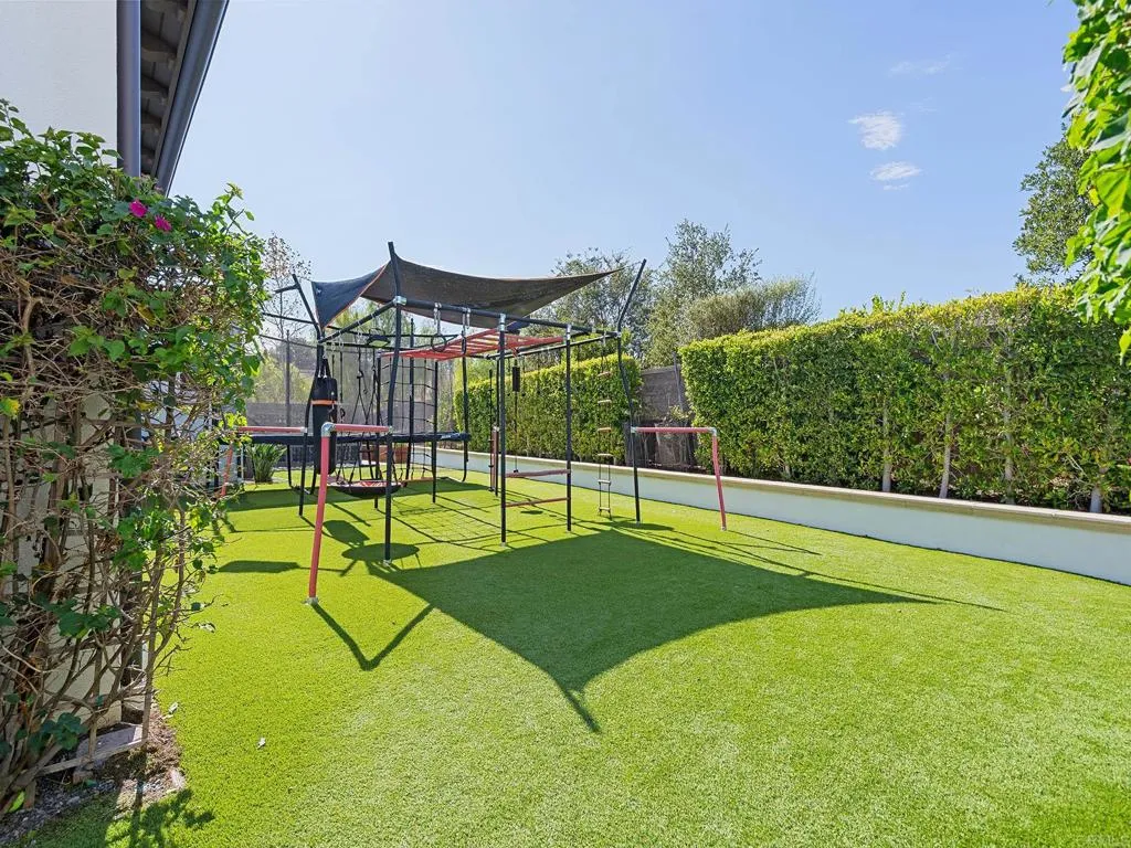 https://cdn.realtyfeed.com/cdn/127/307074035/8607c7cfe103d9e0c5d64b52230a7d53.webp