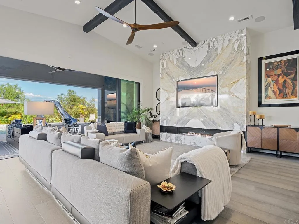 https://cdn.realtyfeed.com/cdn/127/307074035/8d2b7ca8dc39689b8ccb4e49595660fa.webp