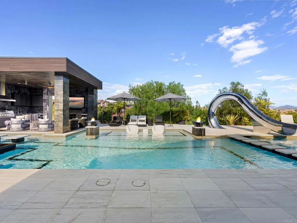 https://cdn.realtyfeed.com/cdn/127/307074035/9805d28407d0f22ea51f8315a2f484aa.webp