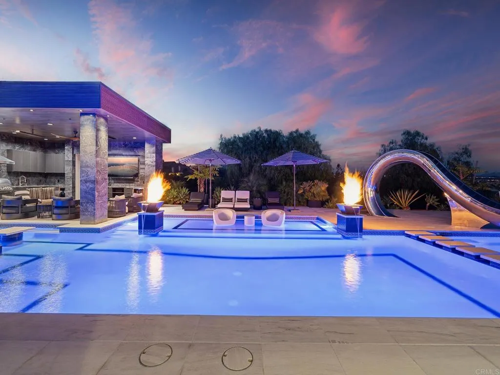 https://cdn.realtyfeed.com/cdn/127/307074035/f404f29bc25ae84afa055f770b94ed9b.webp