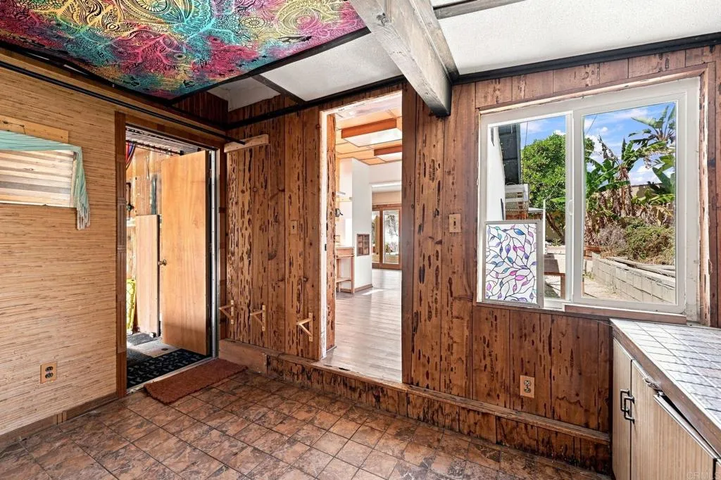 https://cdn.realtyfeed.com/cdn/127/307074046/d388866e6c1567f2afaf4c2936beaf0b.webp