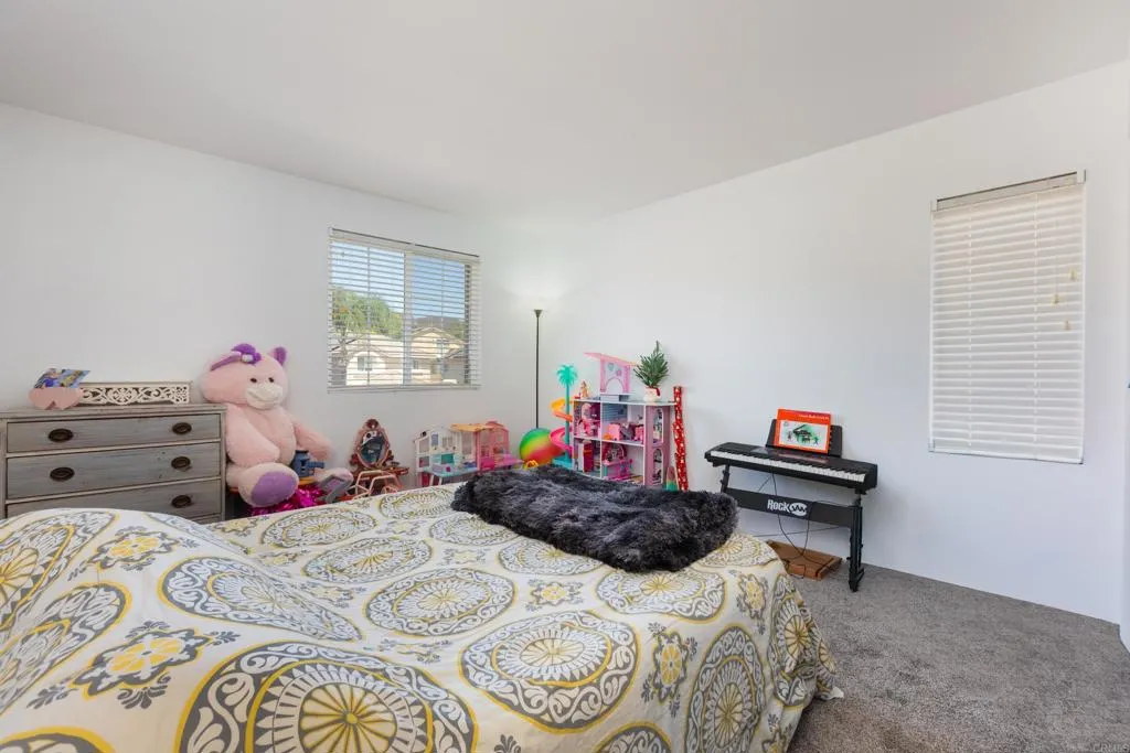 https://cdn.realtyfeed.com/cdn/127/307074047/14f401e202d332fe837bdbe9155e0509.webp