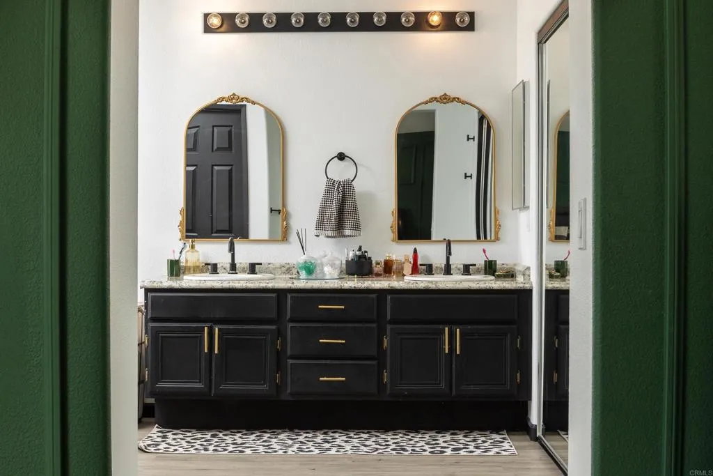 https://cdn.realtyfeed.com/cdn/127/307074047/9f9dc4cc89409d62a9a2b9706238a5f3.webp