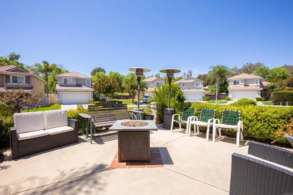 29705 Gracilior Drive, Escondido, CA 92026 - Photo 2 of 38, Escondido, CA