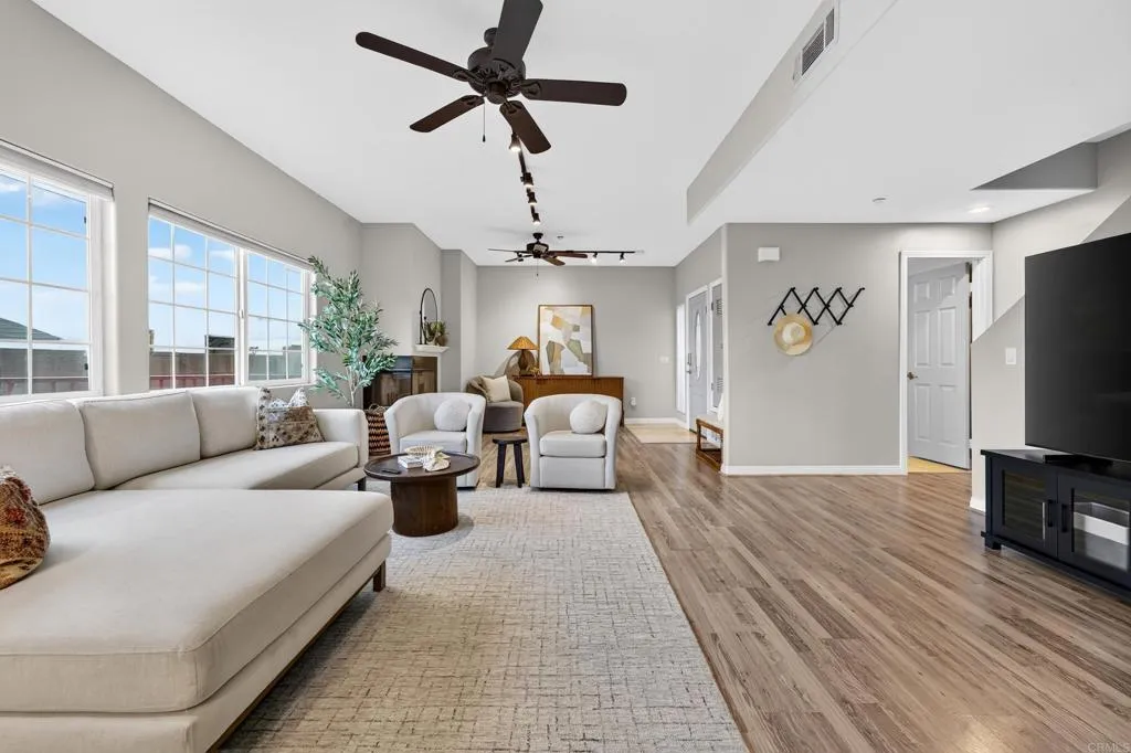 https://cdn.realtyfeed.com/cdn/127/307074050/222d3fa605fc19cb0038645b046806ba.webp