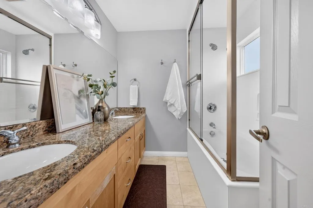 https://cdn.realtyfeed.com/cdn/127/307074050/2b3c74d0adc1c61c6b4e9ce61018ccb8.webp