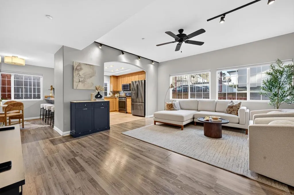 https://cdn.realtyfeed.com/cdn/127/307074050/6d307b08c5a41cfa721effecf570271e.webp