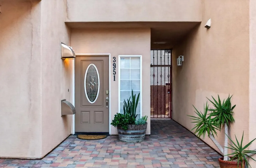 https://cdn.realtyfeed.com/cdn/127/307074050/d72b02cbccd1e38526674af79d20804a.webp