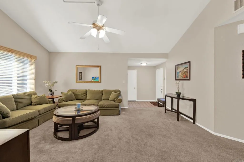 https://cdn.realtyfeed.com/cdn/127/307074100/04f4cc9d8b1cd30c35d6398cea2a57d3.webp