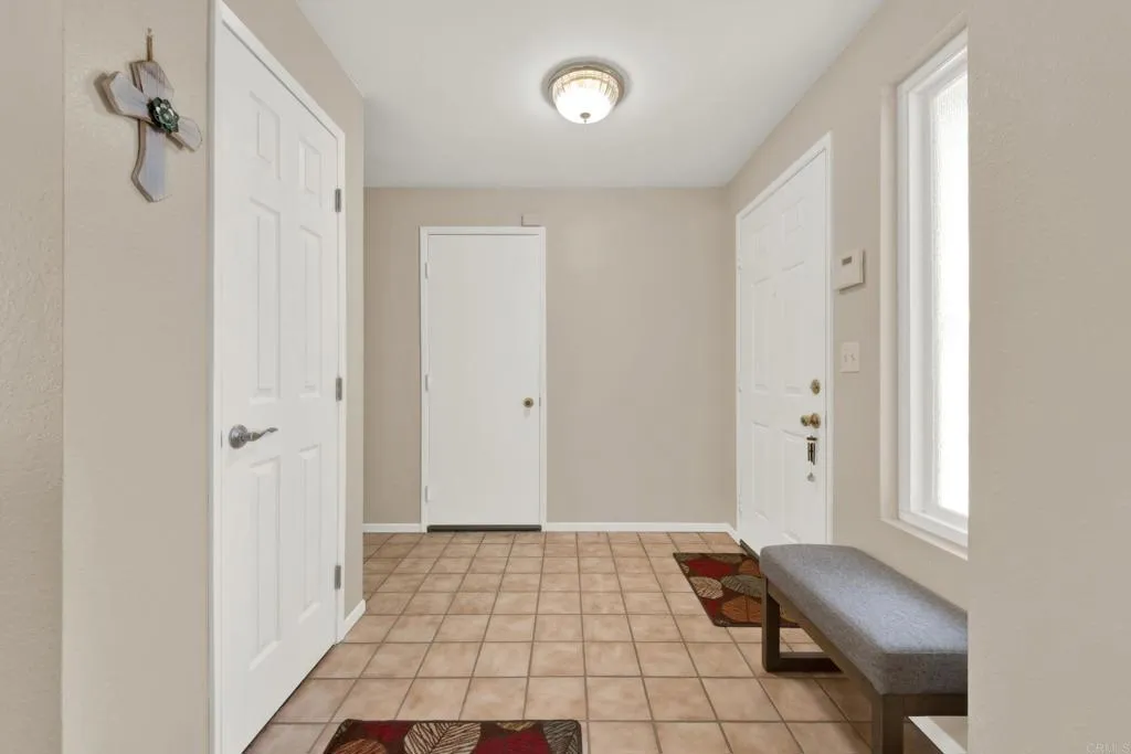 https://cdn.realtyfeed.com/cdn/127/307074100/23a1b3fffbd72d76a15cd926a8ab6a0a.webp