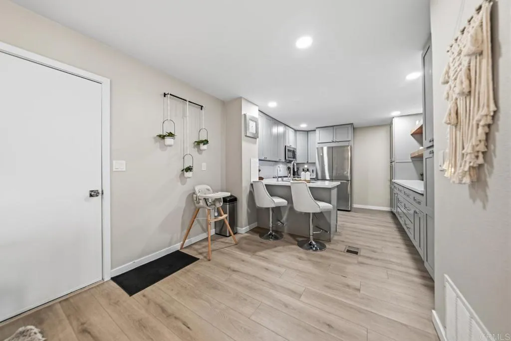 https://cdn.realtyfeed.com/cdn/127/307074184/9edb8ac72391c7d32f158f6d4c9d69b5.webp