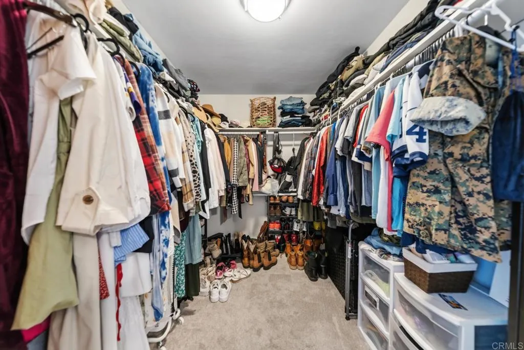 https://cdn.realtyfeed.com/cdn/127/307074184/e2fb572498b2191b2176e225a2078c65.webp
