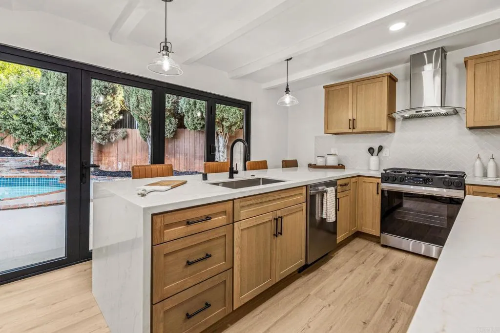 https://cdn.realtyfeed.com/cdn/127/307074214/5dfa196e6315bf2ecff3027c48a1071d.webp