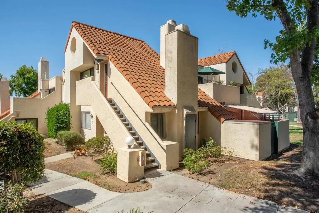 321 N Melrose Drive Unit B