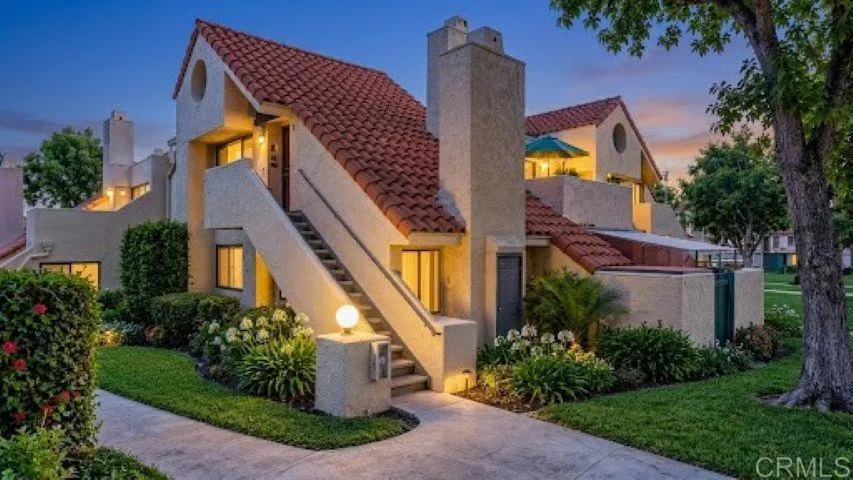 Vista, CA 92083