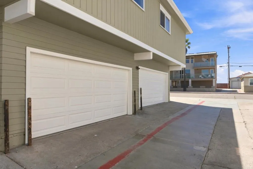 806 Manhattan Ct, Pacific Beach (San Diego), CA 92109 - Photo 4 of 28, Pacific Beach (san Diego), CA