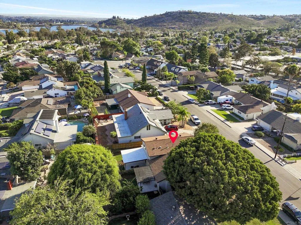 https://cdn.realtyfeed.com/cdn/127/307074270/1738c7795d8b16f50185a2331e500b1f.webp