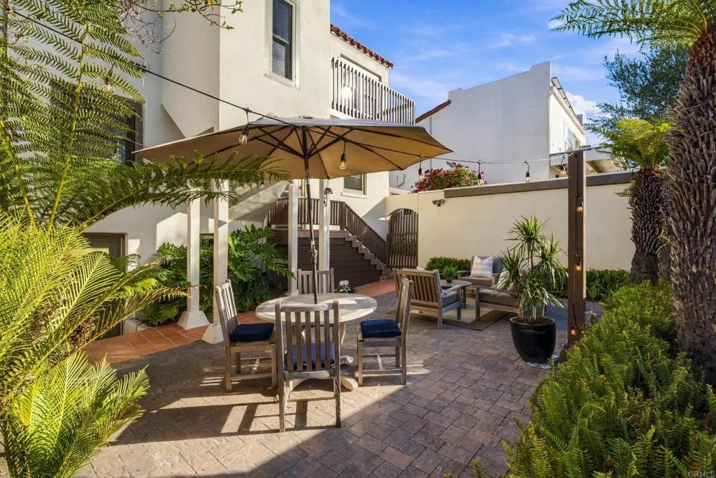 https://cdn.realtyfeed.com/cdn/127/307074285/2adc623269a74e6a42e03d0b349ec831.webp