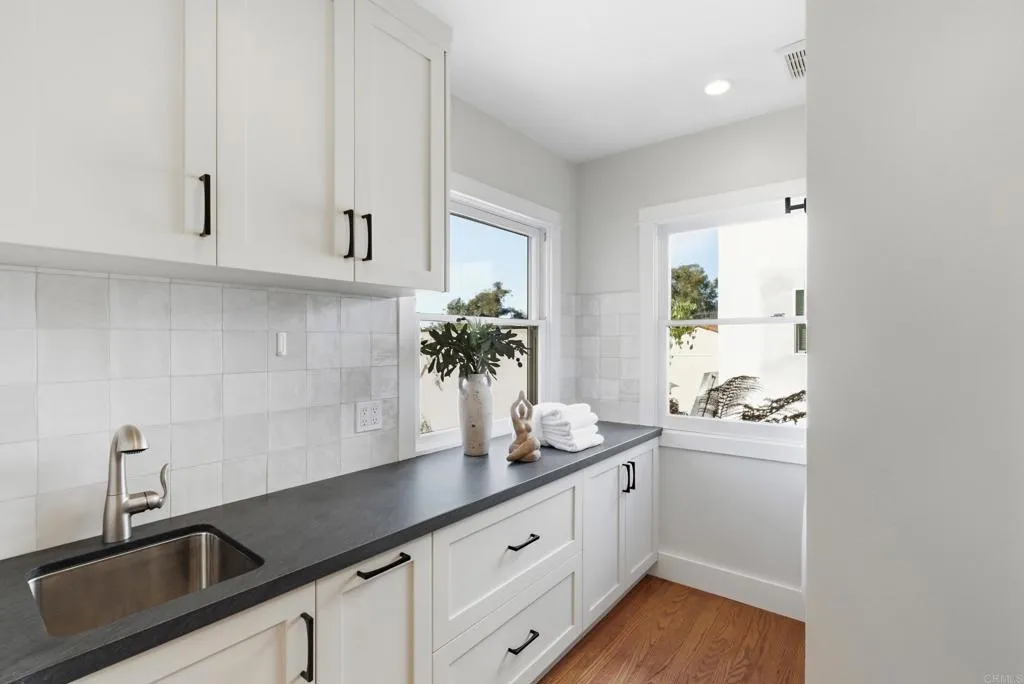 https://cdn.realtyfeed.com/cdn/127/307074285/6b4ba2c7f8caf340b737756309f63f37.webp