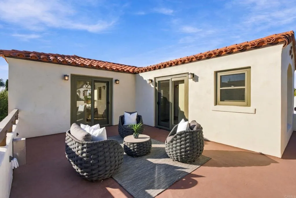 https://cdn.realtyfeed.com/cdn/127/307074285/90ce32d0e3900b19e288dfcc0193ee79.webp
