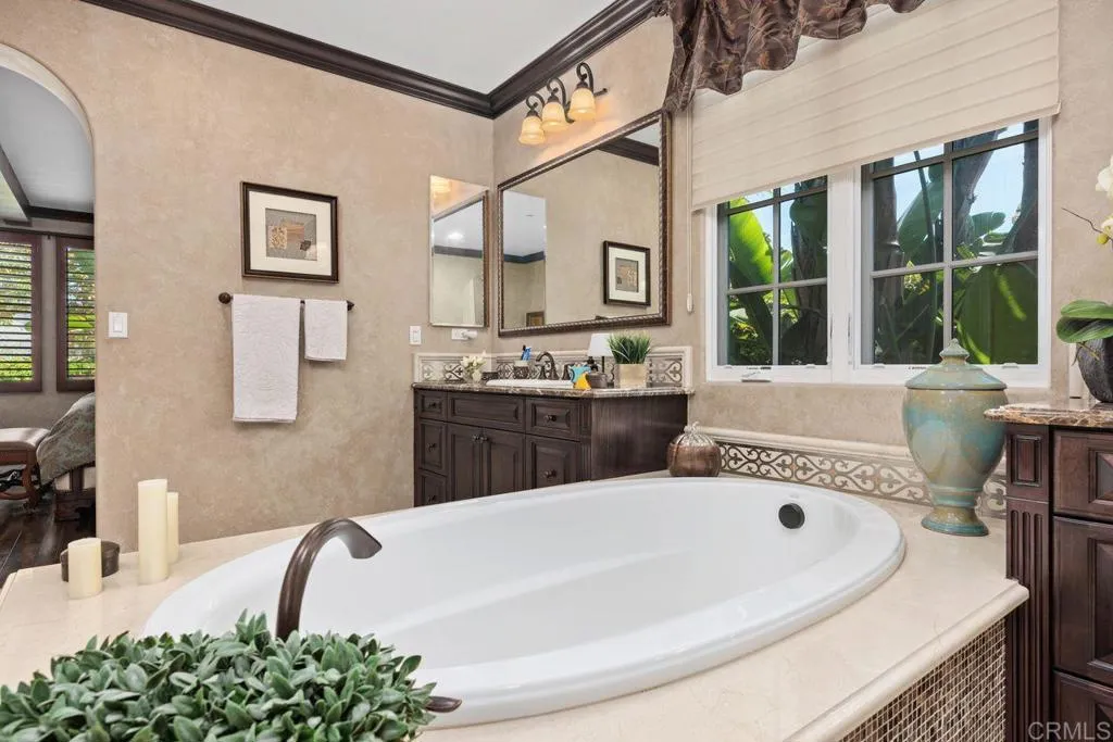 https://cdn.realtyfeed.com/cdn/127/307074289/102379bcbc3d2eae2cd7813e10bf88e4.webp